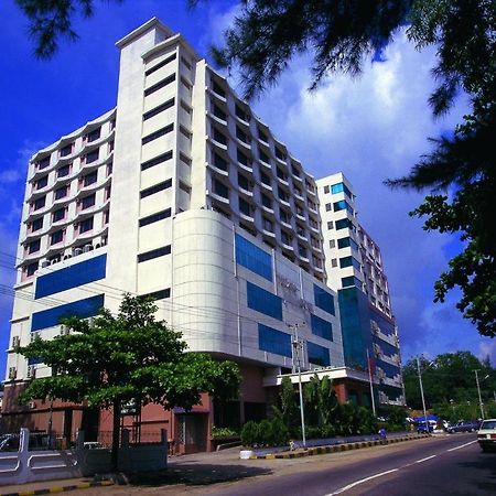 Yuzana Hotel Rangún Exteriér fotografie